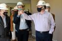 Secretário vistoria obras do Ambulatório Médico de Especialidades (AME) em Curitiba. 