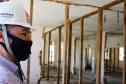 Secretário vistoria obras do Ambulatório Médico de Especialidades (AME) em Curitiba. 