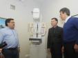 Hospital do Trabalhador:Governador entregou para o setor de diagnóstico,um tomógrafo e um mamógrafo, e assinou abertura do edital para construção do anexo da mulher.
Curitiba 27/10/2015