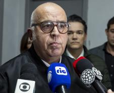 Com apoio do Estado, paciente de Curitiba recebe aplicação de polilaminina no Hospital do Trabalhador