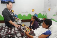 Hospital do Trabalhador é premiado por criar biblioteca para pacientes