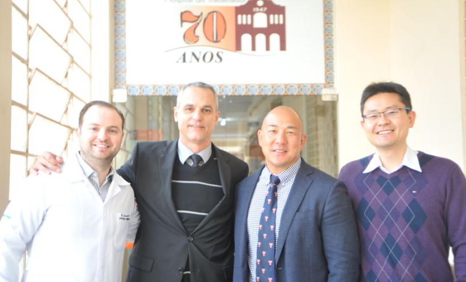 Hospital do Trabalhador recebe especialista americano