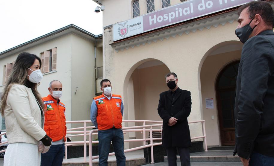Hospital do Trabalhador recebe doação de máscaras, luvas e álcool em gel de empresa especializada em equipamentos de proteção individual, com intermédio da Superintendência Geral de Ação Solidária do Governo do Paraná