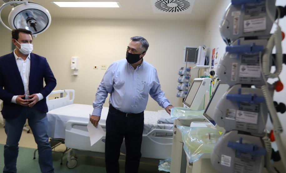 Governador inaugura seis leitos de UTI exclusivos para Covid-19 em hospital da Lapa