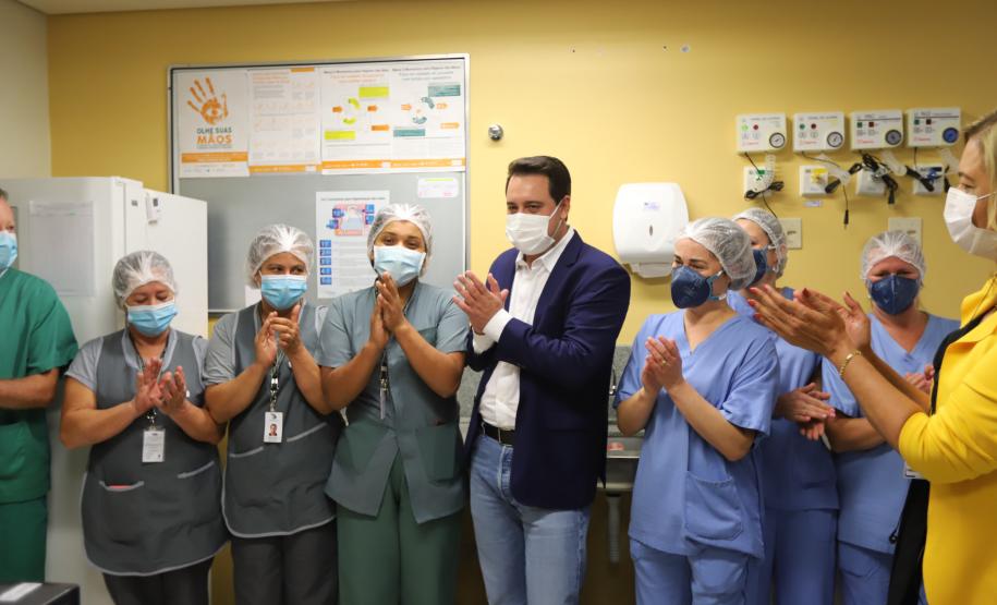 Governador inaugura seis leitos de UTI exclusivos para Covid-19 em hospital da Lapa
