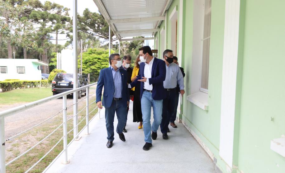 Governador inaugura seis leitos de UTI exclusivos para Covid-19 em hospital da Lapa