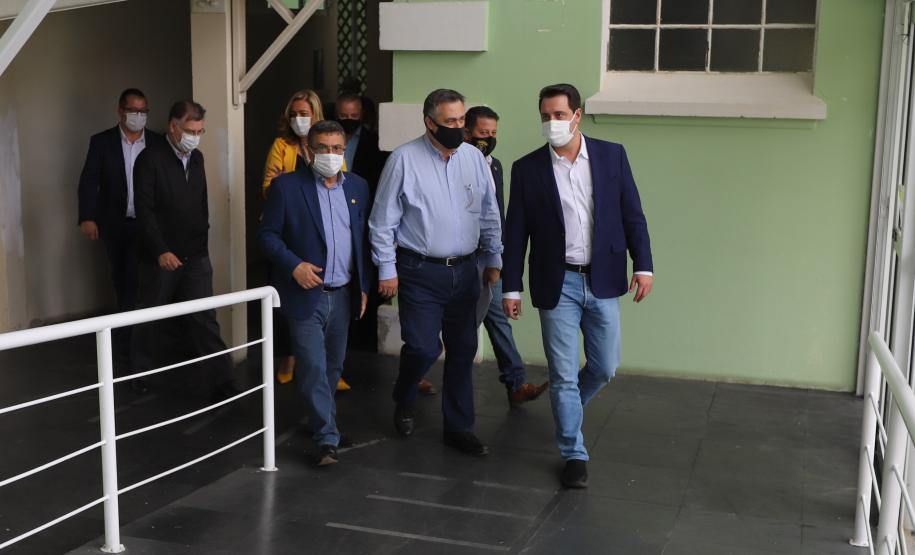 Governador inaugura seis leitos de UTI exclusivos para Covid-19 em hospital da Lapa