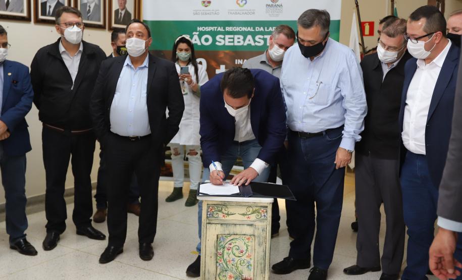 Governador inaugura seis leitos de UTI exclusivos para Covid-19 em hospital da Lapa