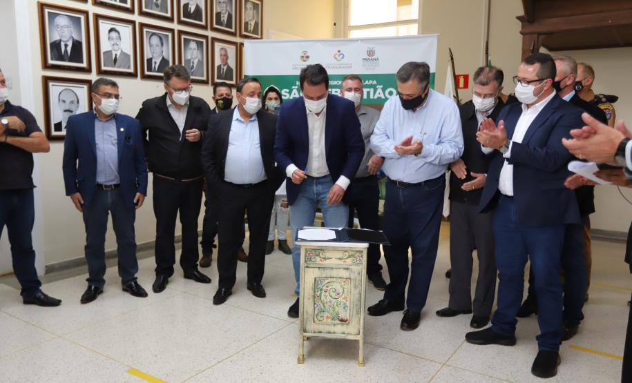 Governador inaugura seis leitos de UTI exclusivos para Covid-19 em hospital da Lapa