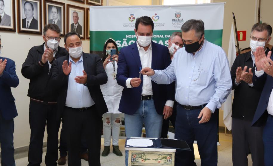 Governador inaugura seis leitos de UTI exclusivos para Covid-19 em hospital da Lapa