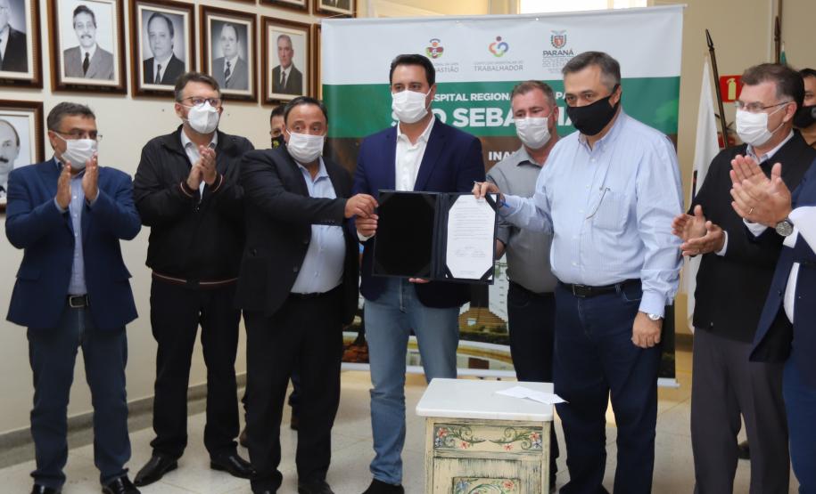 Governador inaugura seis leitos de UTI exclusivos para Covid-19 em hospital da Lapa