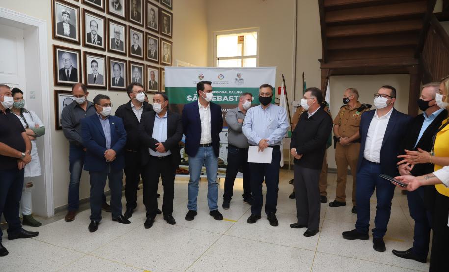 Governador inaugura seis leitos de UTI exclusivos para Covid-19 em hospital da Lapa