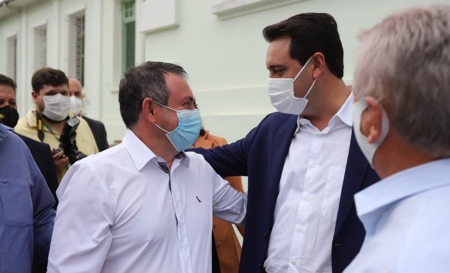 Governador inaugura seis leitos de UTI exclusivos para Covid-19 em hospital da Lapa