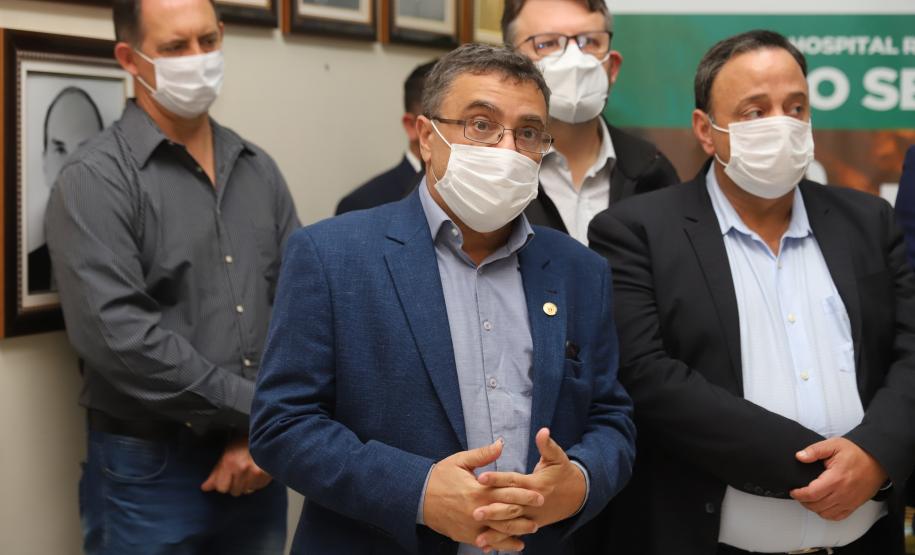 Governador inaugura seis leitos de UTI exclusivos para Covid-19 em hospital da Lapa