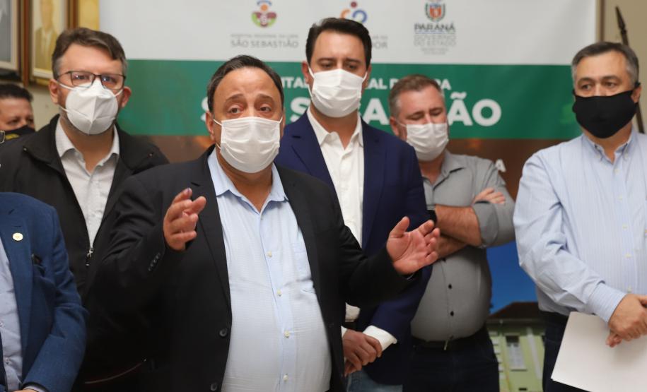 Governador inaugura seis leitos de UTI exclusivos para Covid-19 em hospital da Lapa