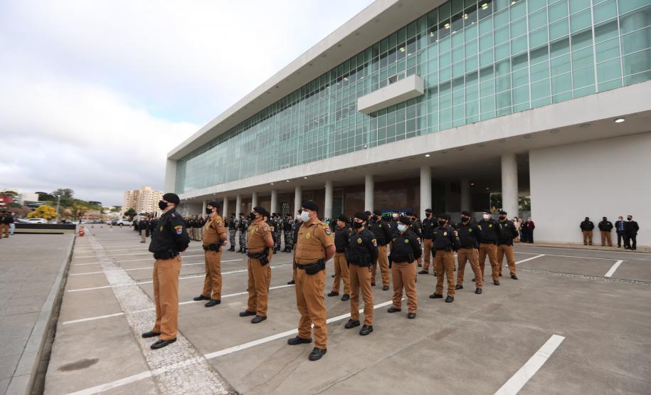 Governo do Estado homenageia profissionais da saúde em cerimônia da Semana da Pátria