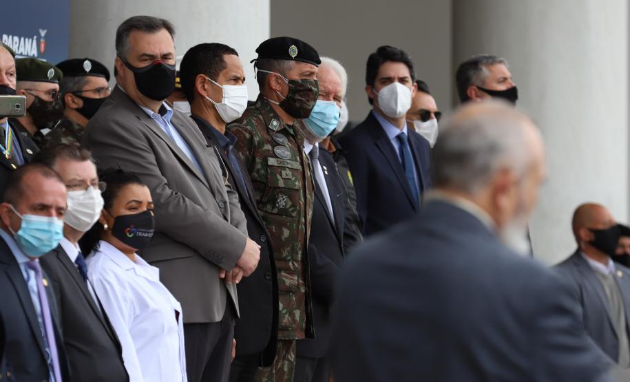 Governo do Estado homenageia profissionais da saúde em cerimônia da Semana da Pátria