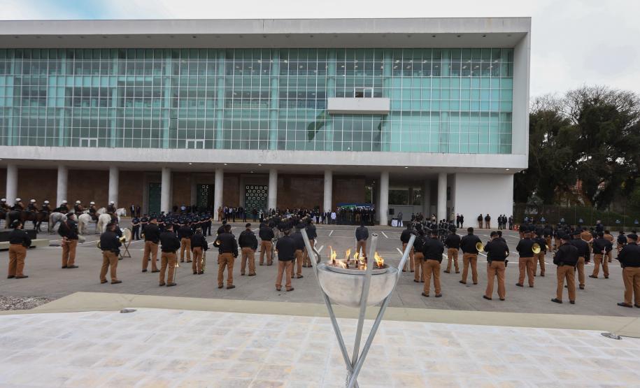 Governo do Estado homenageia profissionais da saúde em cerimônia da Semana da Pátria