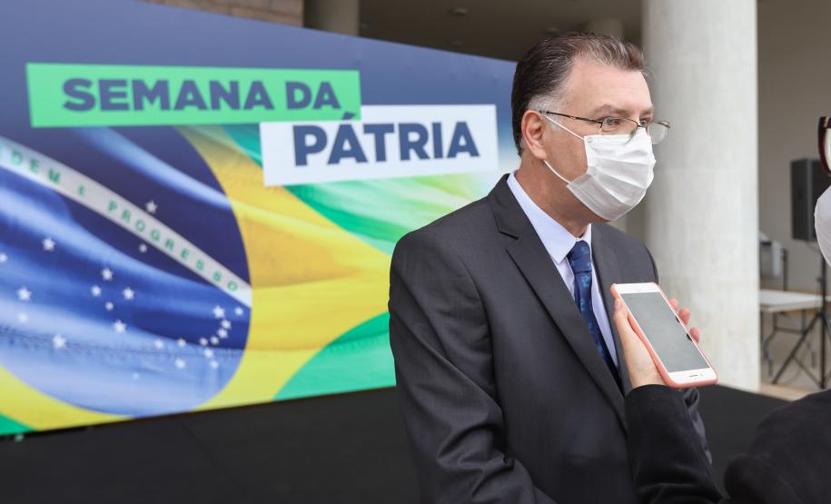 Governo do Estado homenageia profissionais da saúde em cerimônia da Semana da Pátria