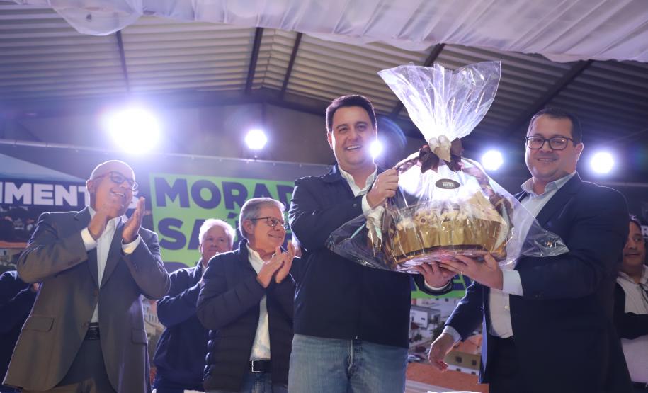 Governador confirma investimentos na saúde da Lapa