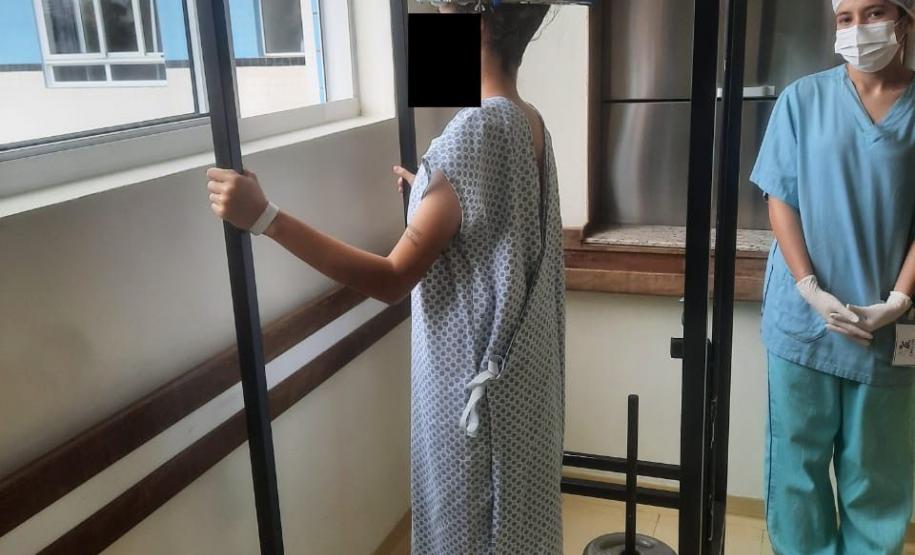 Junho Verde: Saúde alerta sobre importância do tratamento precoce da escoliose