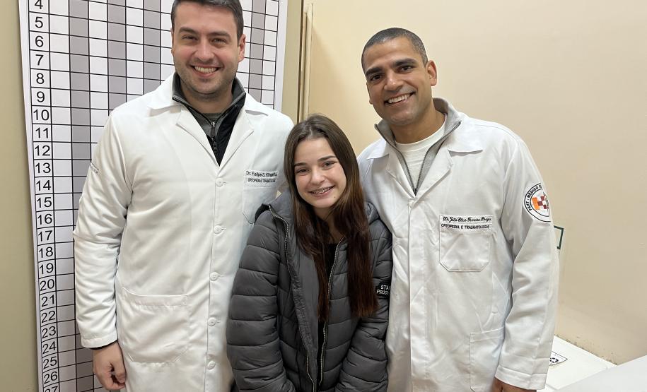 Junho Verde: Saúde alerta sobre importância do tratamento precoce da escoliose