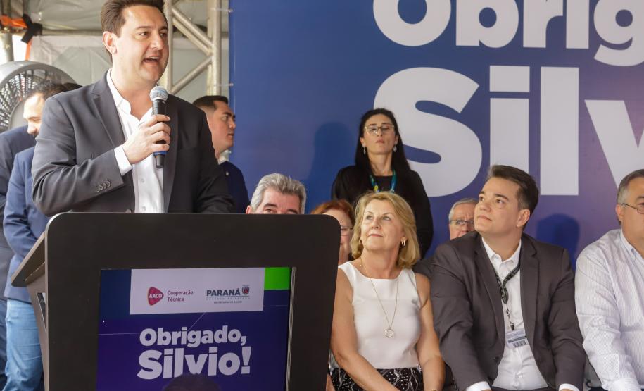 Em parceria com AACD, governador anuncia Complexo de Reabilitação Silvio Santos