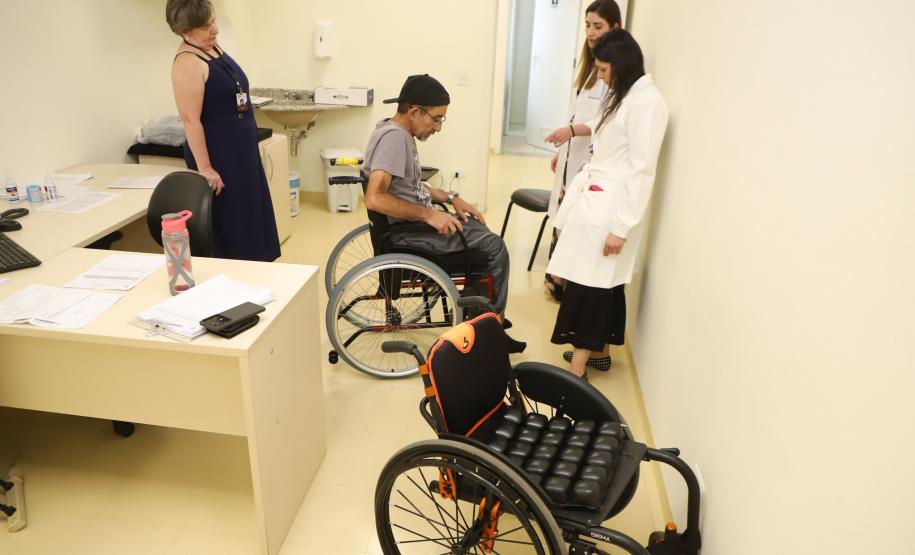 Em parceria com AACD, governador anuncia Complexo de Reabilitação Silvio Santos