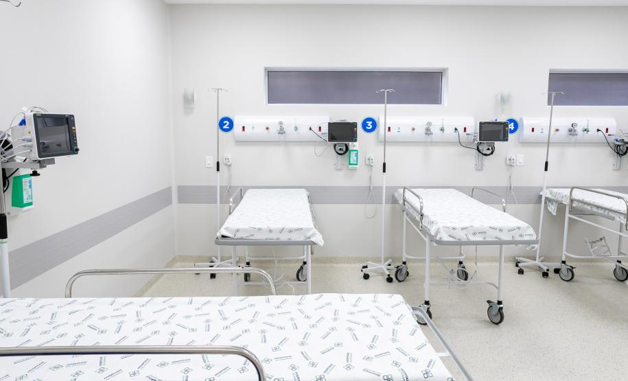 Hospital do Trabalhador de Curitiba ganha novo centro cirúrgico e enfermaria