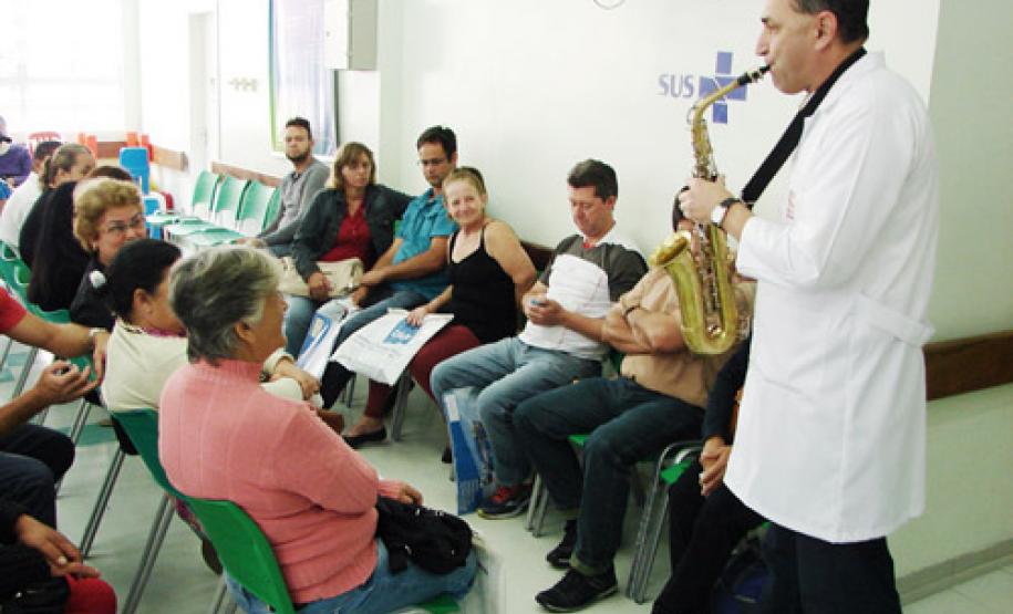 Som do saxofone harmoniza o HT Som do saxofone harmoniza o HT