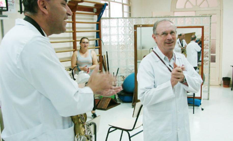 Som do saxofone harmoniza o HT Som do saxofone harmoniza o HT