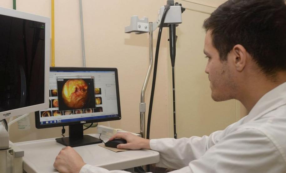 Hospital do trabalhador,firma parceria com a universidade do Chile para intercâmbio de residentes. Diretor geral do H. do trabalhador Dr.Geci Labre de Souza.
Curitiba,14/112/2016
Foto:Venilton Küchler