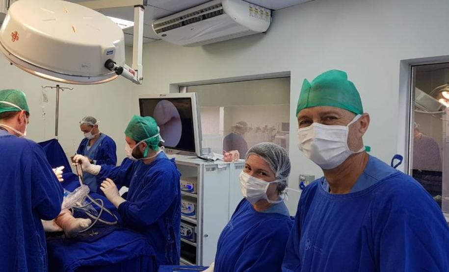 HT realiza primeiro transplante de menisco