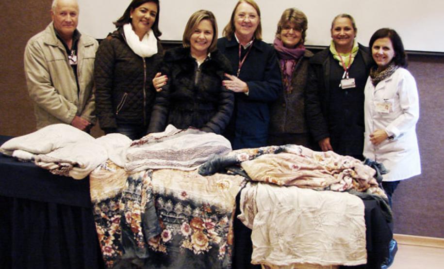 Doação de cobertores Hospital do Trabalhador recebe cobertores da Provopar Estadual doados pela Receita Federal
