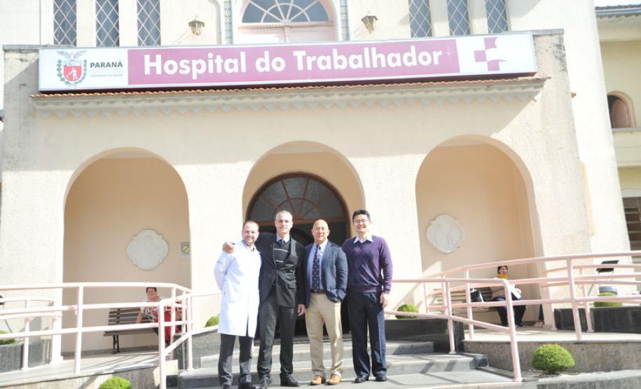Hospital do Trabalhador recebe especialista americano