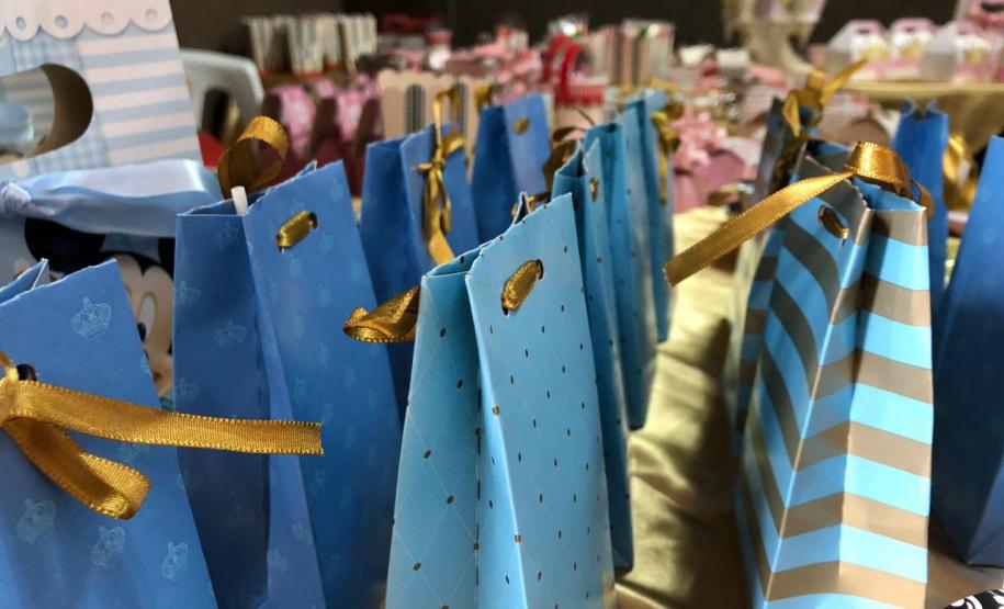 Pacientes do Hospital do Trabalhador recebem a visita do Papai Noel