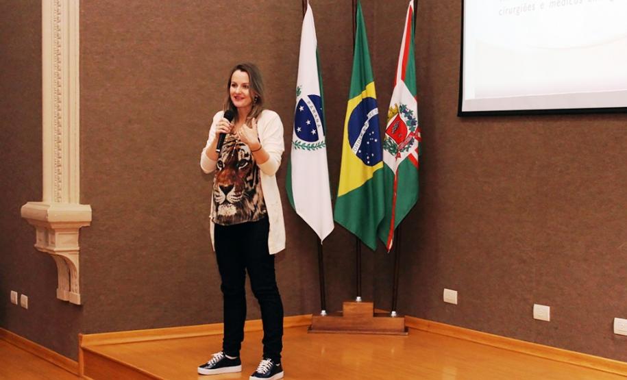 Hospital do Trabalhador lança livro sobre trauma