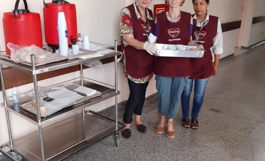 Em primeiro lugar os voluntários que atuam em unidades do Complexo Hospitalar do Trabalhador. que somaram 11.304 horas de trabalho, na participação do Pátria Voluntária