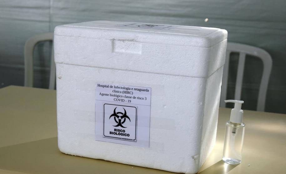 HOC inicia atendimento drive-thru para testar trabalhadores da saúde e da segurança para Covid-19