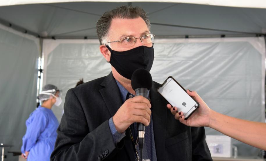 HOC inicia atendimento drive-thru para testar trabalhadores da saúde e da segurança para Covid-19