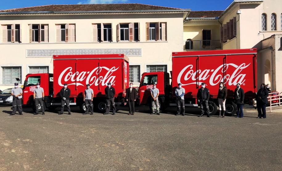 Hospital do Trabalhador recebe 24 mil garrafas de água