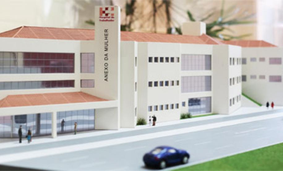 Maquete. Vista da fachada do prédio que terá sua face para a Rua Isaac Guelmann