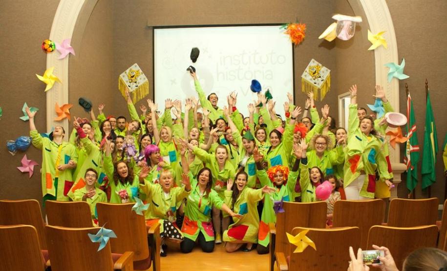 Instituto História Viva forma sua 25ª turma de voluntários