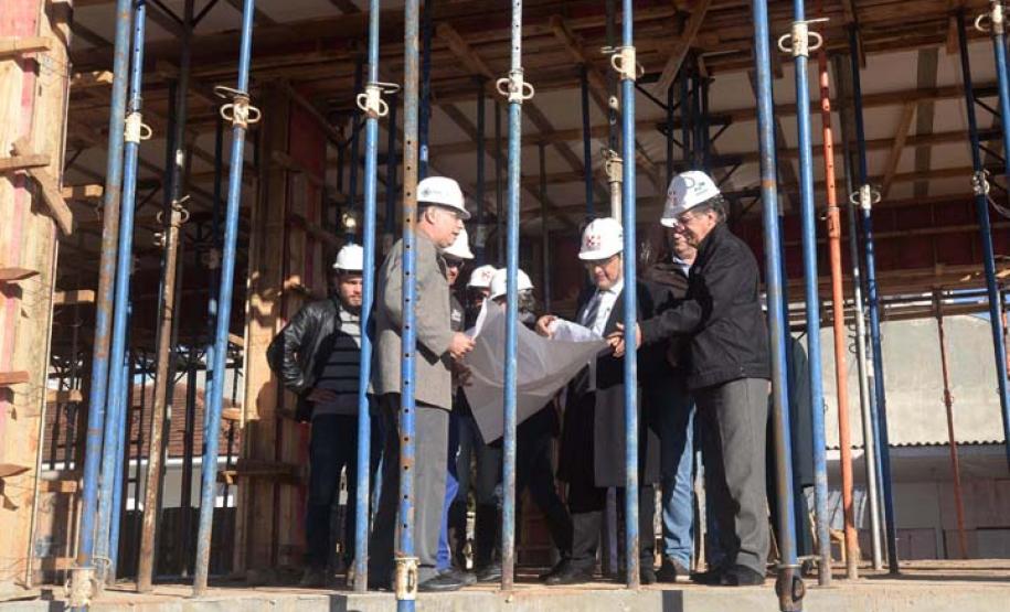Secretário de Estado da Saúde visita as Obras do Hospital do Trabalhador.Curitba,07/06/2016