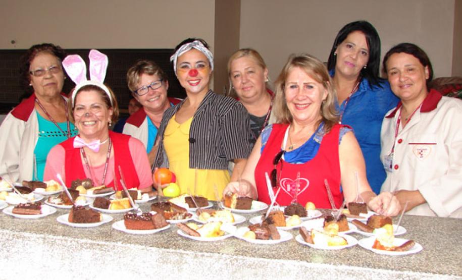 Voluntariado do HT Voluntariado do HT em mais uma ação realizada. Disposição e carinho com o próximo