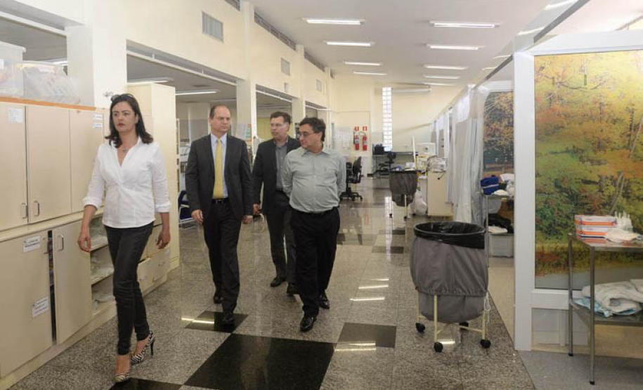 Ministro da Saúde,Ricardo Barros e o Secretário de  Estado da Saúde,Michele Caputo Neto,Visitam o Hospital do Trabalhador.Curitiba,29/08/2016Foto:Venilton Küchler