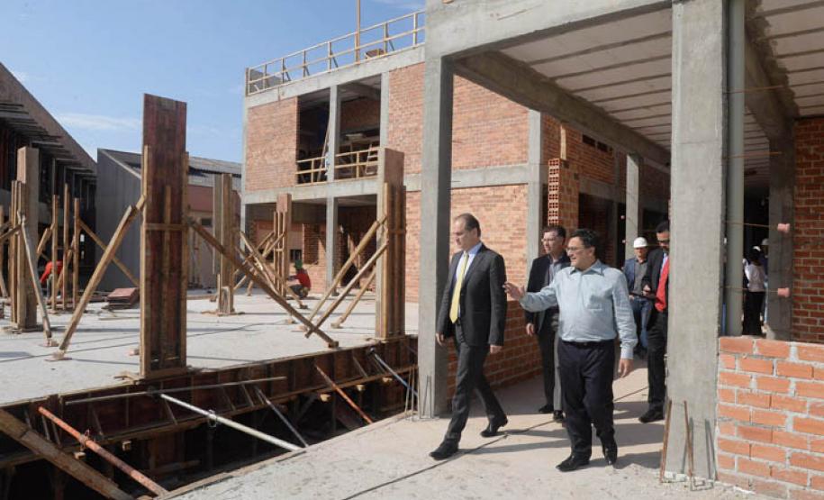 Ministro da Saúde,Ricardo Barros e o Secretário de  Estado da Saúde,Michele Caputo Neto,Visitam o Hospital do Trabalhador.Curitiba,29/08/2016Foto:Venilton Küchler